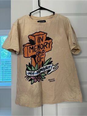 Reason Brand Men's Beige Graphic Tee - In Memory Design